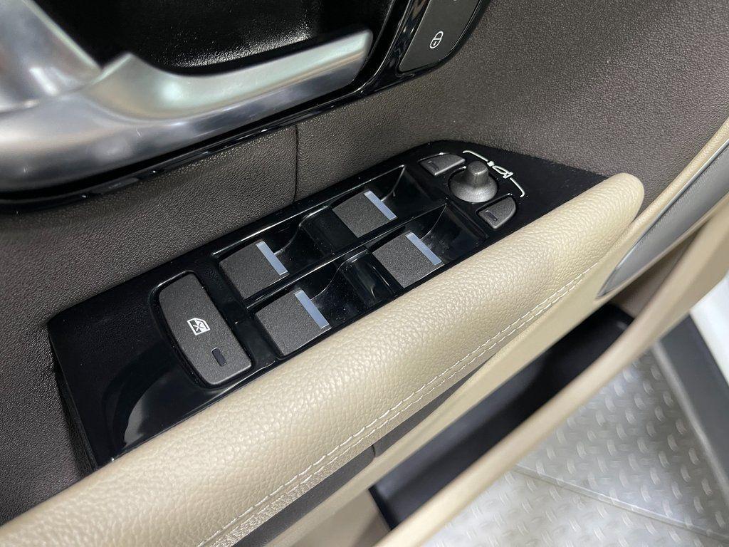 used 2018 Land Rover Range Rover Evoque car, priced at $16,570