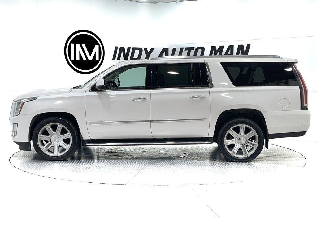 used 2018 Cadillac Escalade ESV car, priced at $29,877