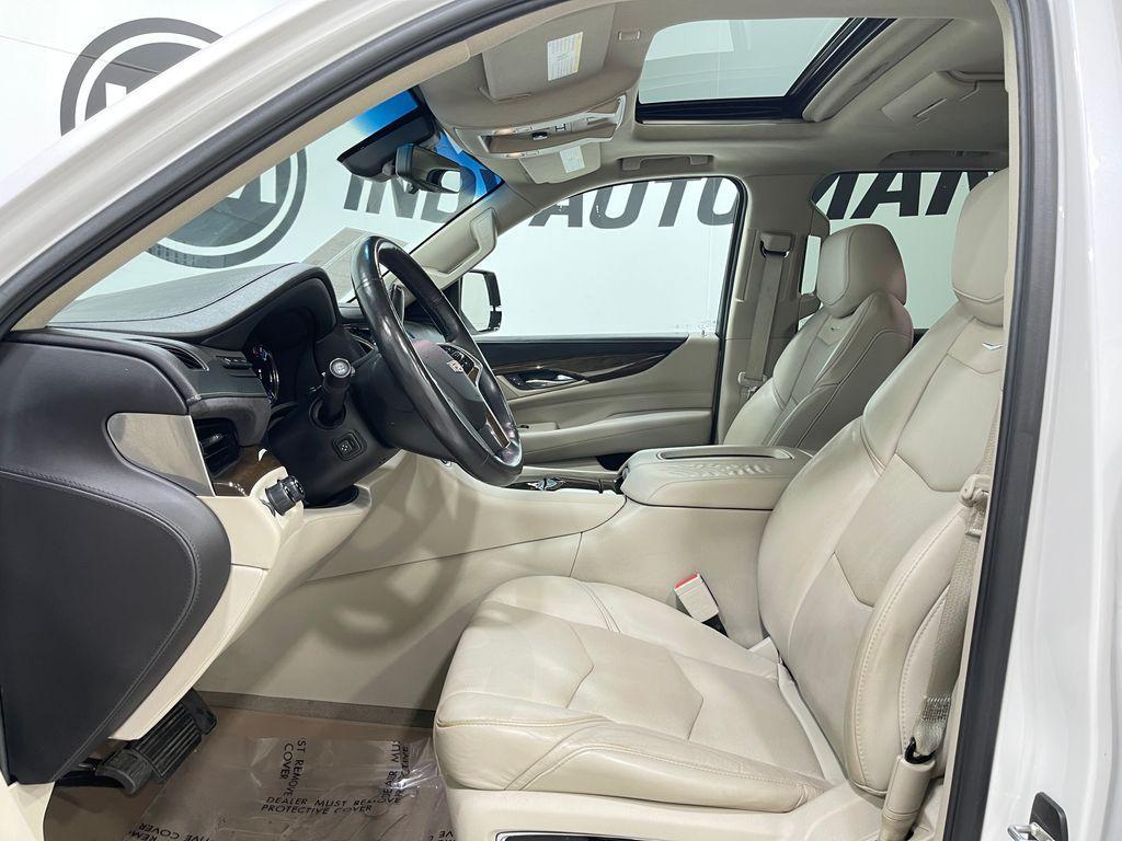 used 2018 Cadillac Escalade ESV car, priced at $29,877
