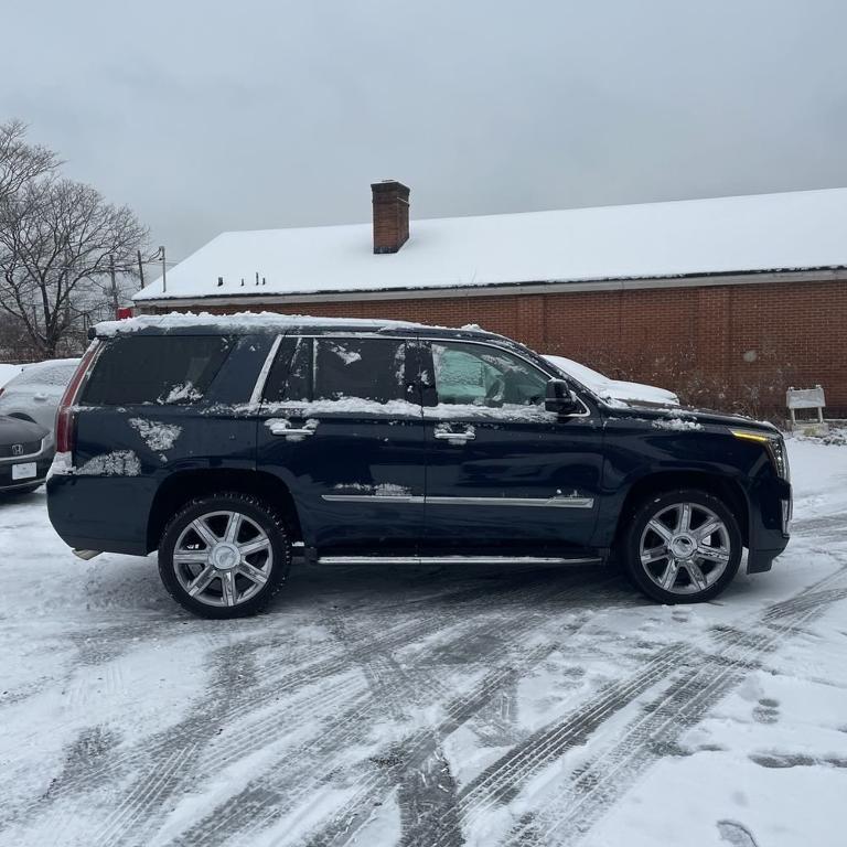 used 2018 Cadillac Escalade car, priced at $33,495