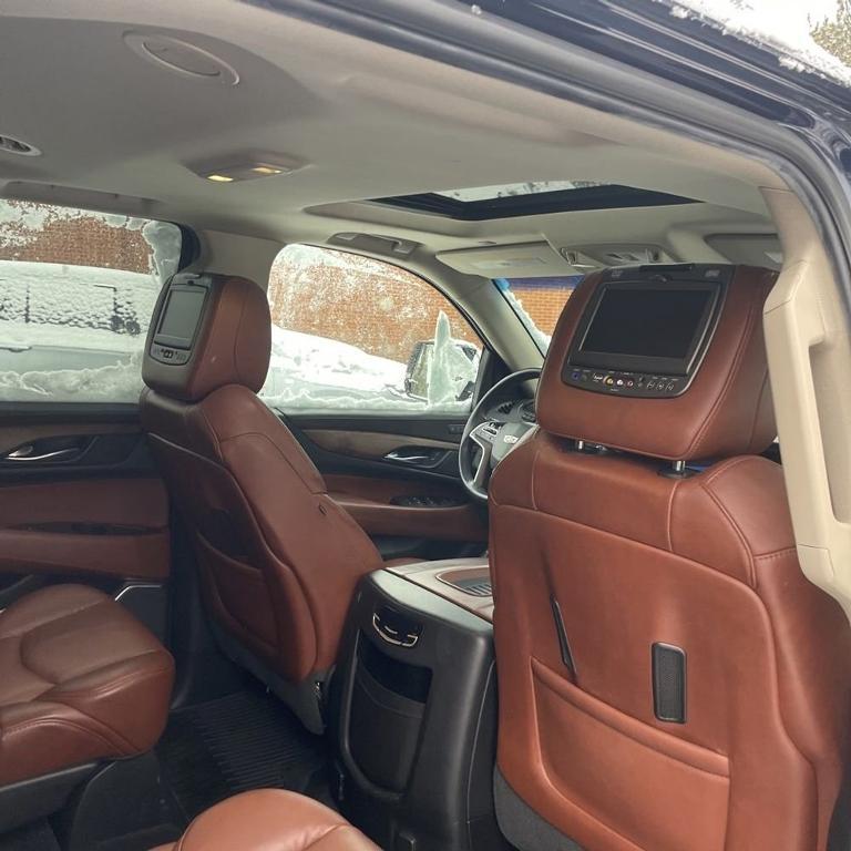 used 2018 Cadillac Escalade car, priced at $33,495