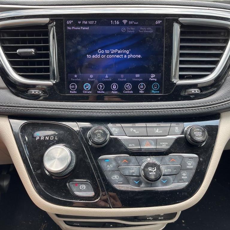 used 2018 Chrysler Pacifica Hybrid car, priced at $20,050