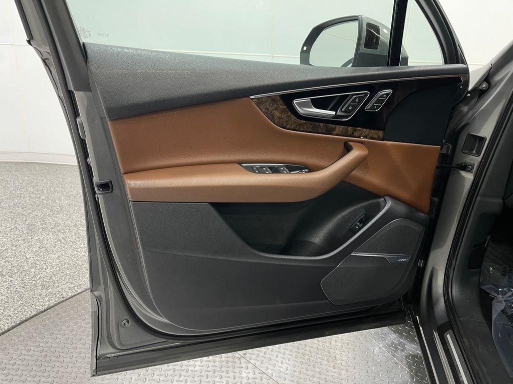 used 2018 Audi Q7 car, priced at $18,220