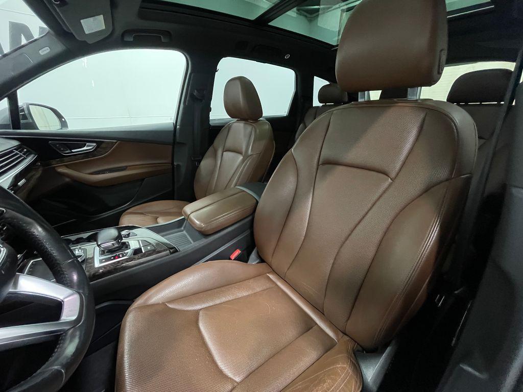used 2018 Audi Q7 car, priced at $18,220