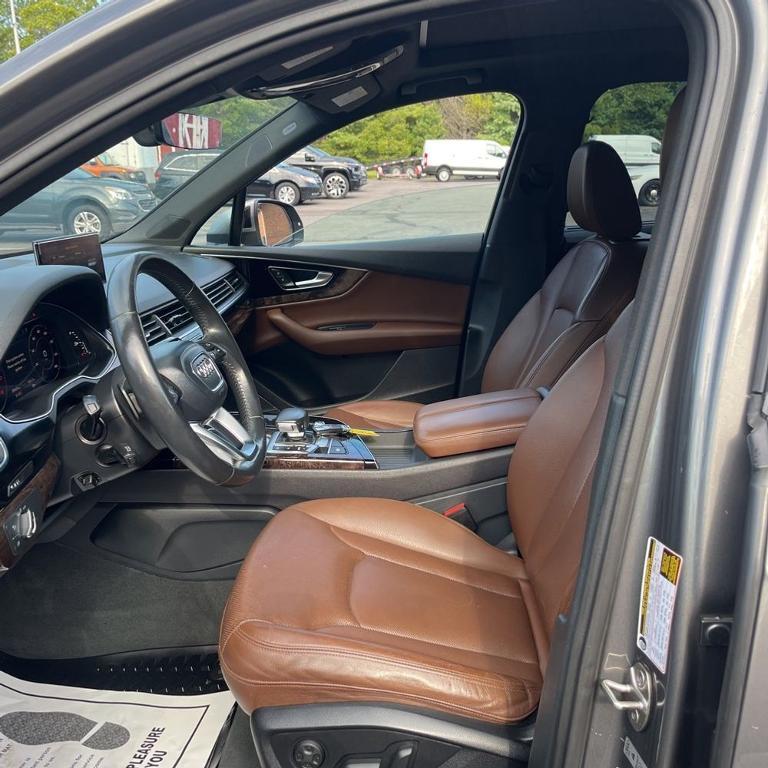 used 2018 Audi Q7 car, priced at $18,500