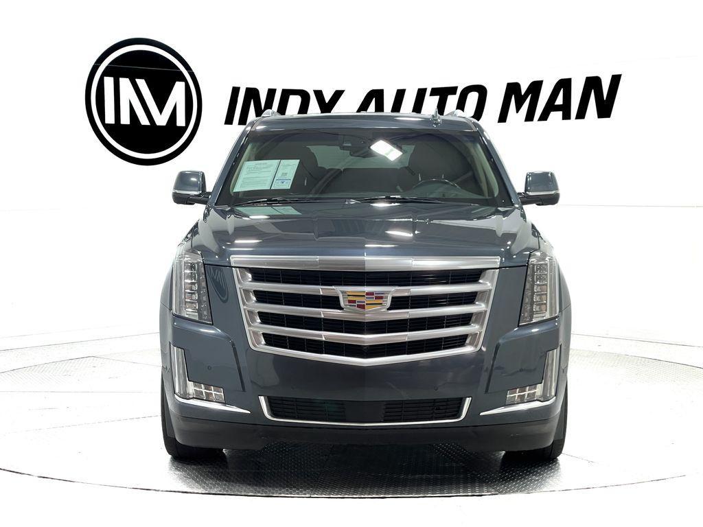 used 2019 Cadillac Escalade car, priced at $34,890