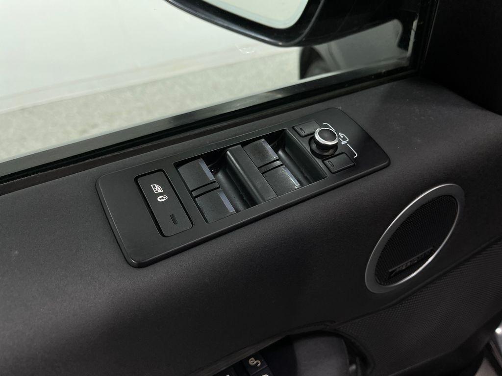 used 2020 Land Rover Discovery car, priced at $24,895