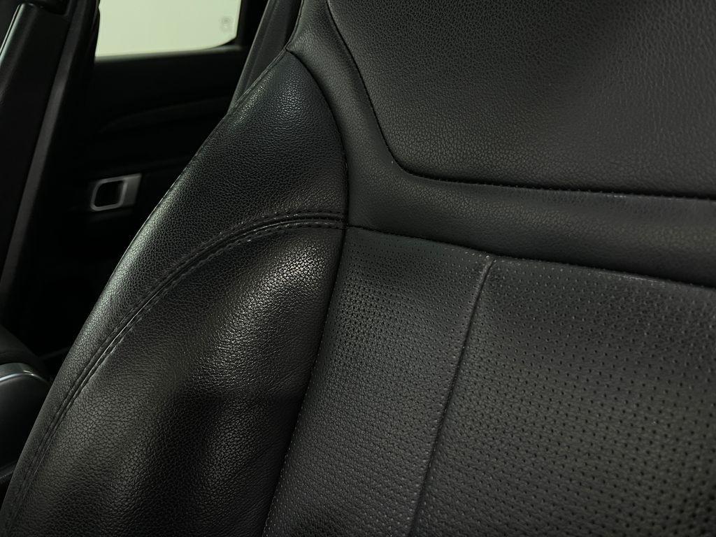 used 2020 Land Rover Discovery car, priced at $24,895