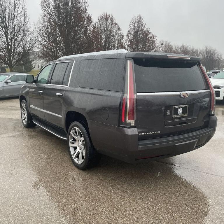 used 2016 Cadillac Escalade ESV car, priced at $27,750