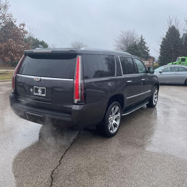 used 2016 Cadillac Escalade ESV car, priced at $27,750