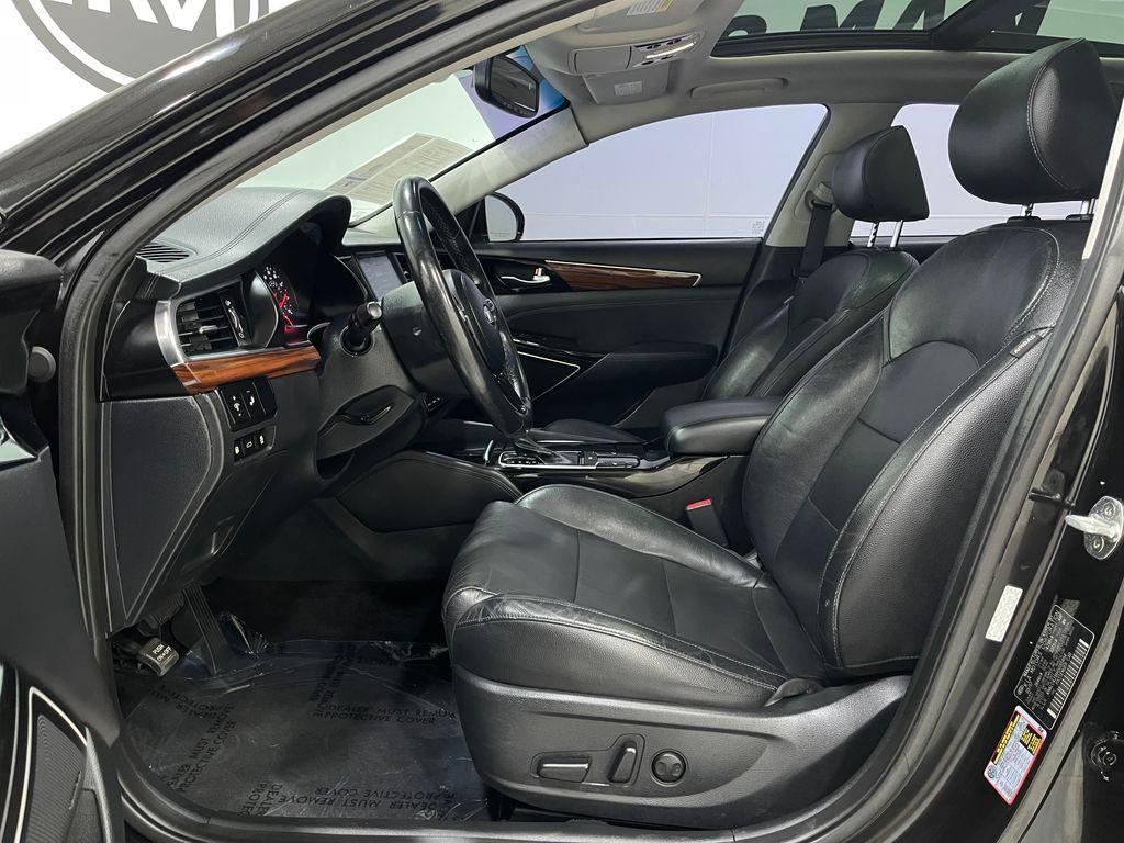 used 2017 Kia Cadenza car, priced at $13,850