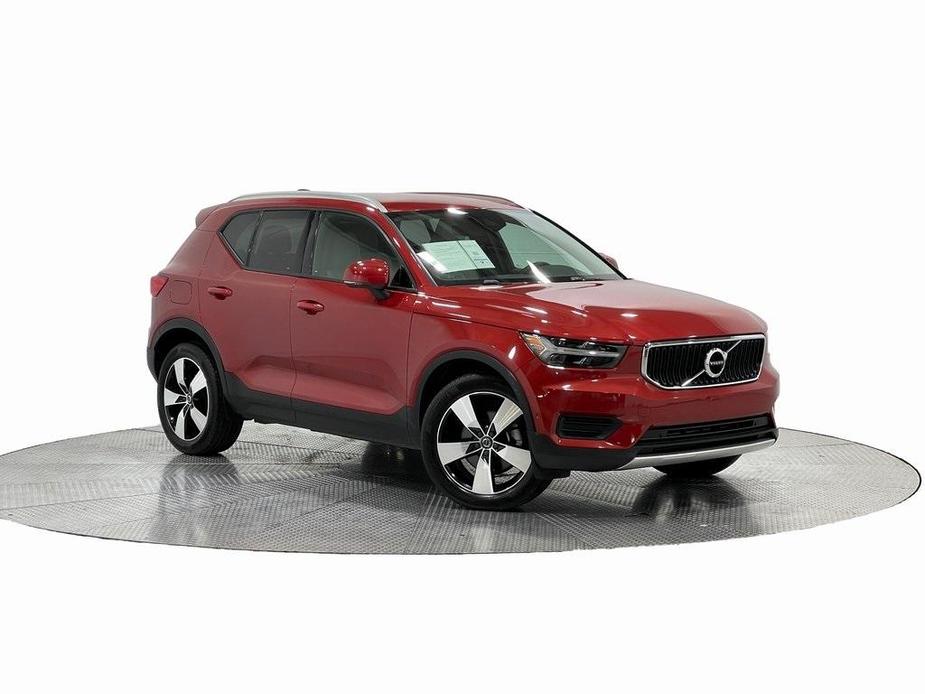 used 2019 Volvo XC40 car, priced at $22,157