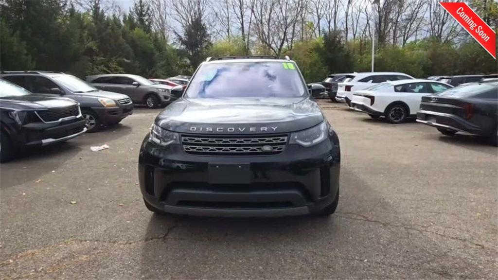 used 2018 Land Rover Discovery car, priced at $24,900