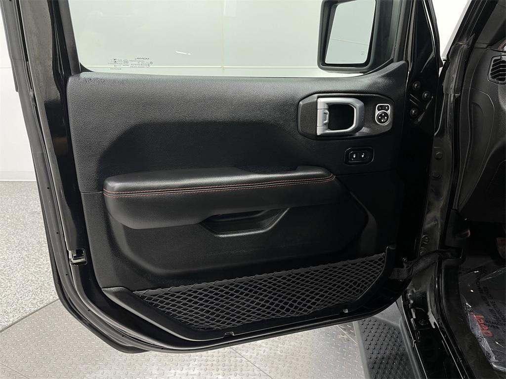 used 2018 Jeep Wrangler Unlimited car, priced at $33,990