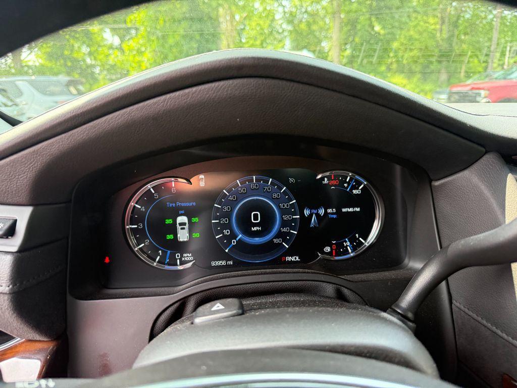 used 2019 Cadillac Escalade ESV car, priced at $33,000