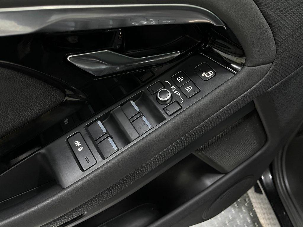used 2022 Land Rover Range Rover Evoque car, priced at $30,312