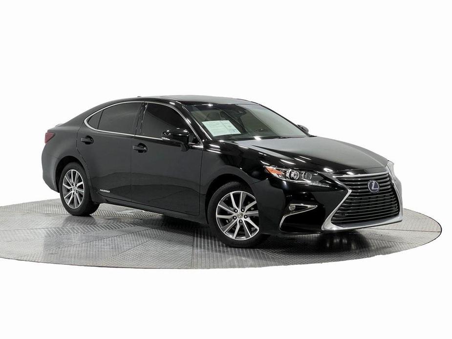 used 2018 Lexus ES 300h car, priced at $20,610