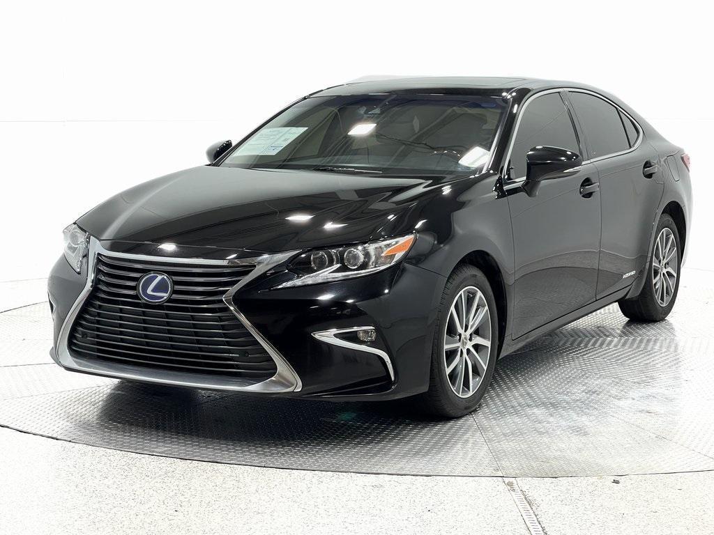 used 2018 Lexus ES 300h car, priced at $20,610