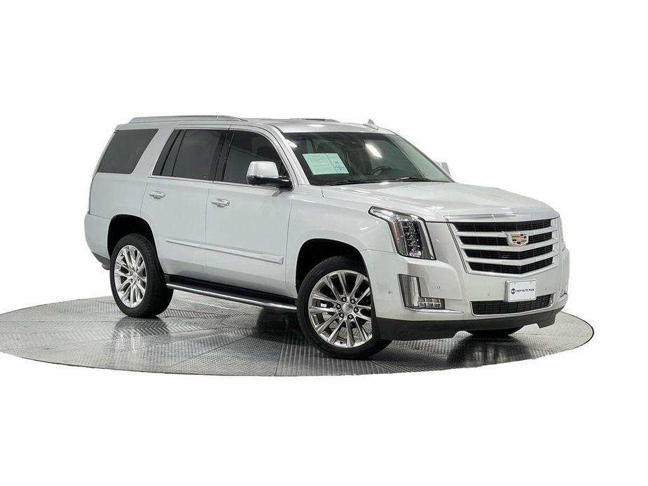 used 2019 Cadillac Escalade car, priced at $38,991