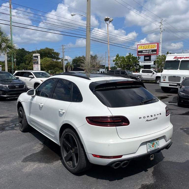 used 2018 Porsche Macan car, priced at $34,890