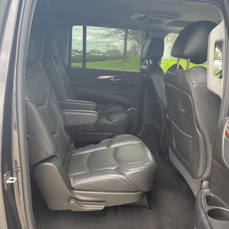 used 2017 Cadillac Escalade ESV car, priced at $31,264