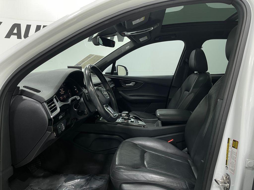 used 2017 Audi Q7 car, priced at $18,250