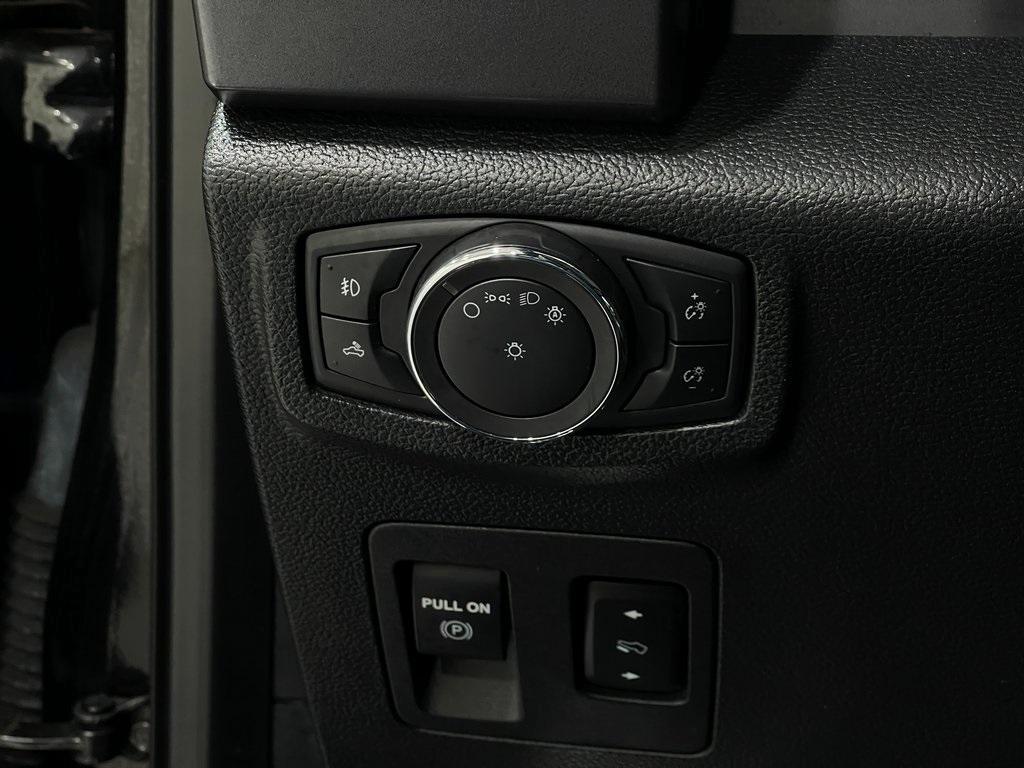 used 2020 Ford F-150 car, priced at $33,121