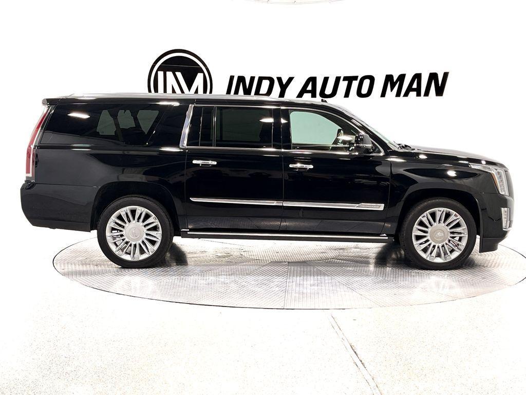 used 2017 Cadillac Escalade ESV car, priced at $30,690