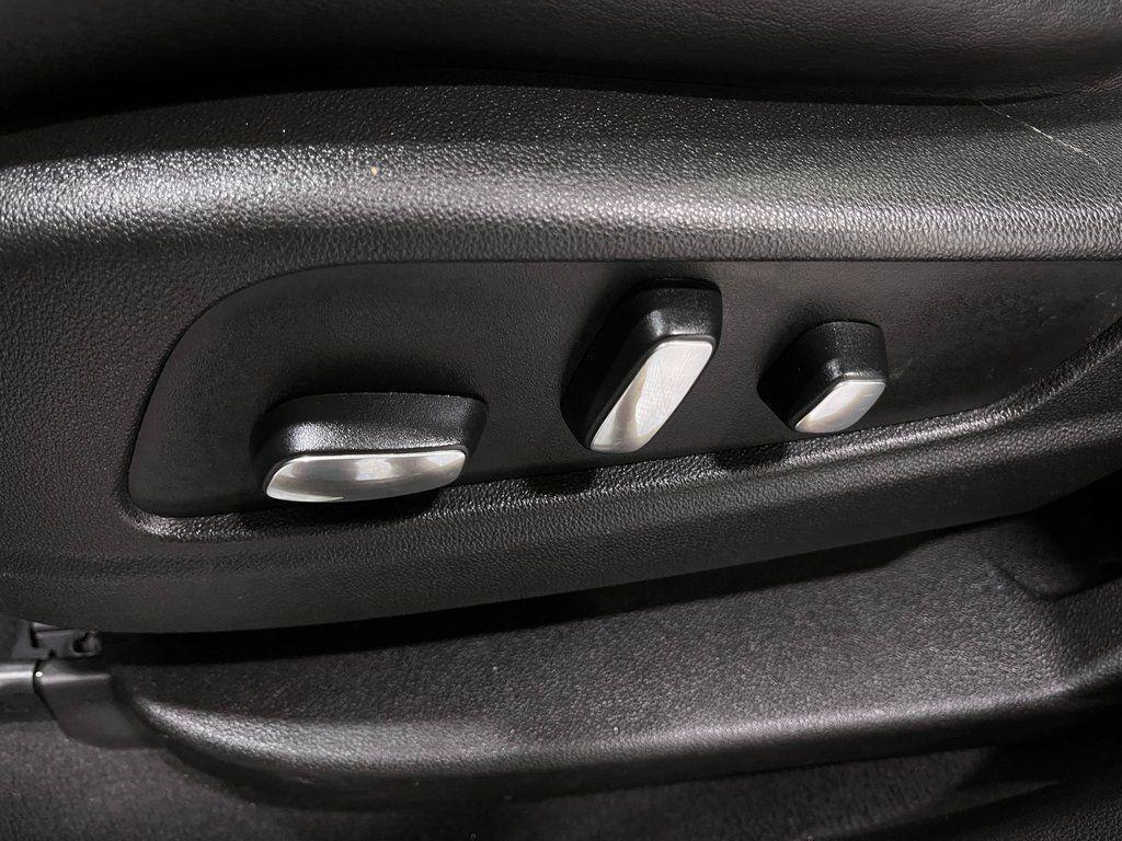 used 2017 Cadillac XT5 car, priced at $13,900