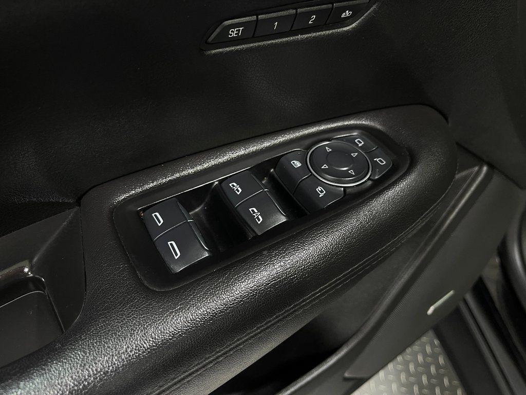 used 2017 Cadillac XT5 car, priced at $13,900