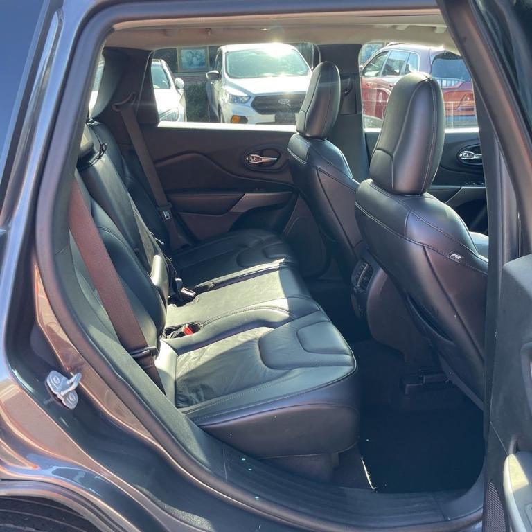 used 2021 Jeep Cherokee car, priced at $19,395