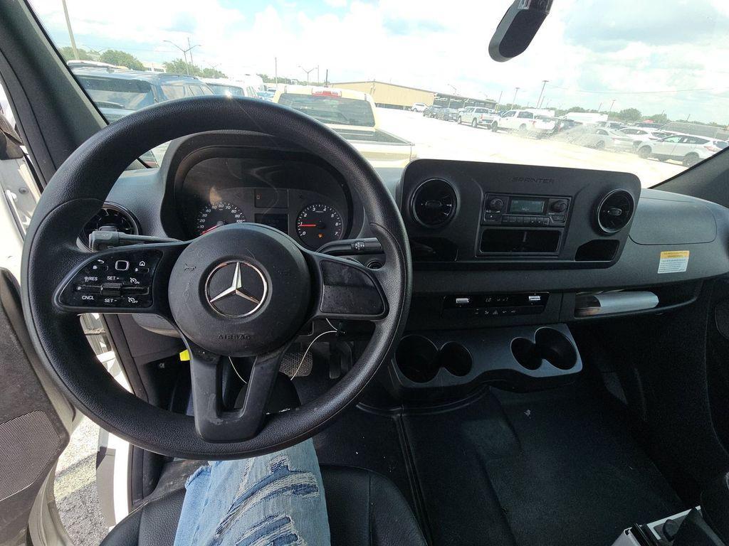 used 2022 Mercedes-Benz Sprinter 2500 car