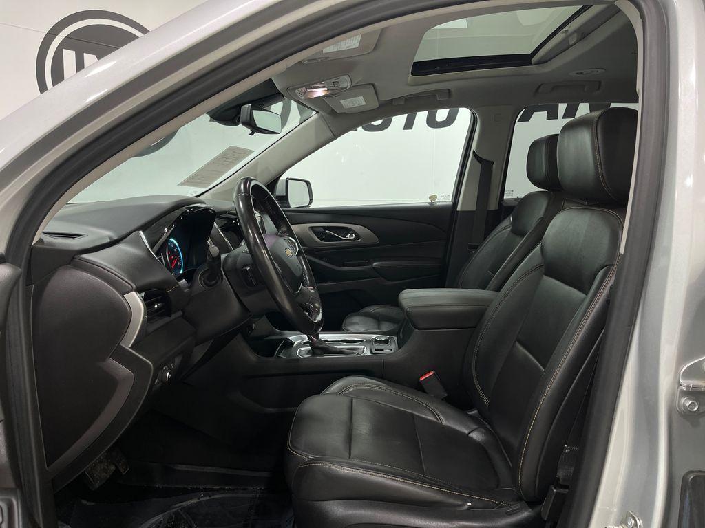 used 2019 Chevrolet Traverse car, priced at $23,523