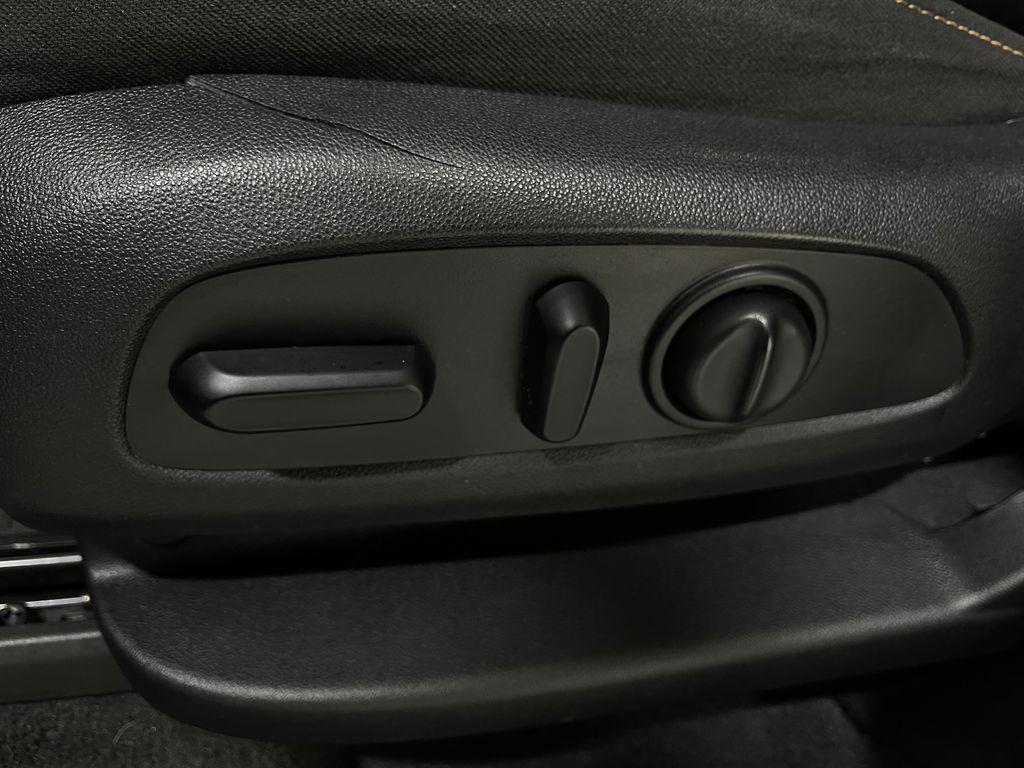 used 2020 Chevrolet Traverse car, priced at $20,720