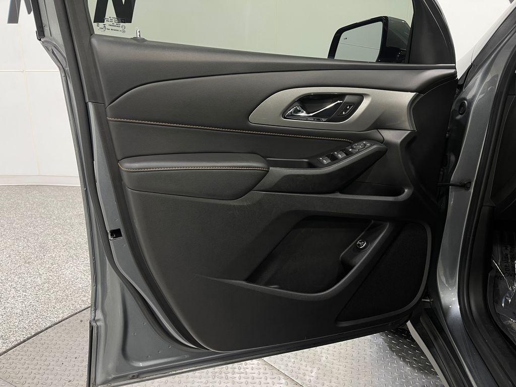 used 2020 Chevrolet Traverse car, priced at $20,720