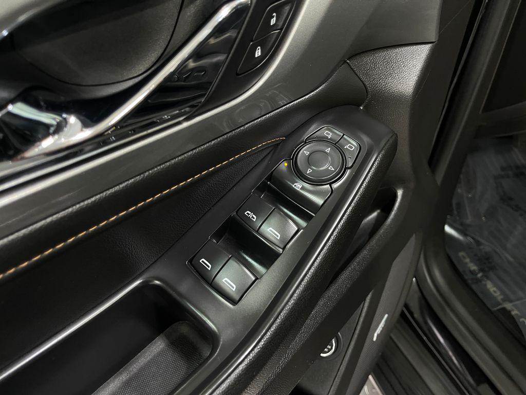 used 2021 Chevrolet Traverse car, priced at $24,495