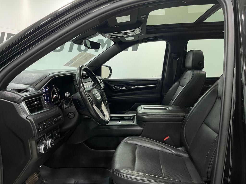 used 2021 GMC Yukon car, priced at $45,500