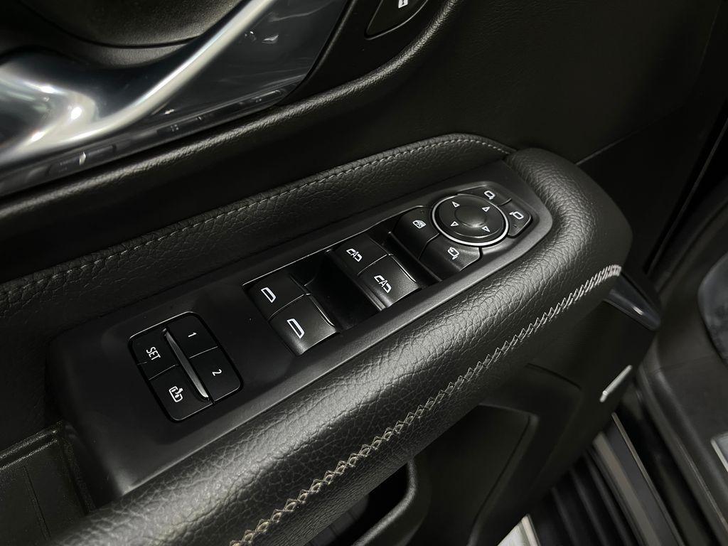 used 2021 GMC Yukon car, priced at $45,500