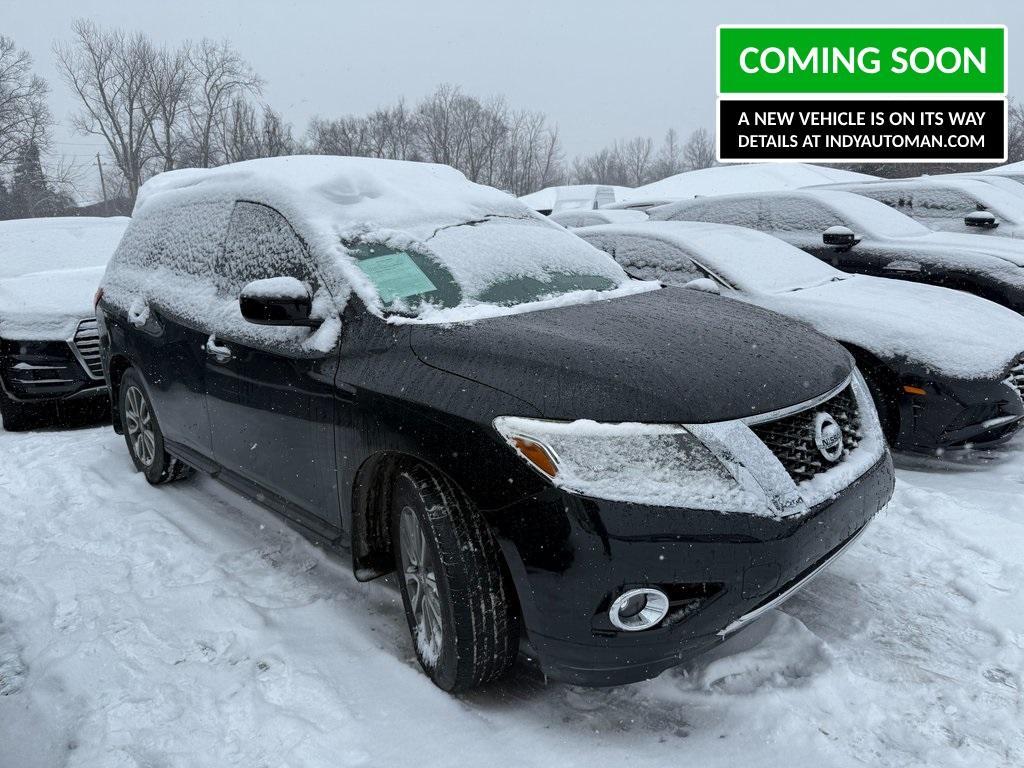 used 2016 Nissan Pathfinder car, priced at $10,000