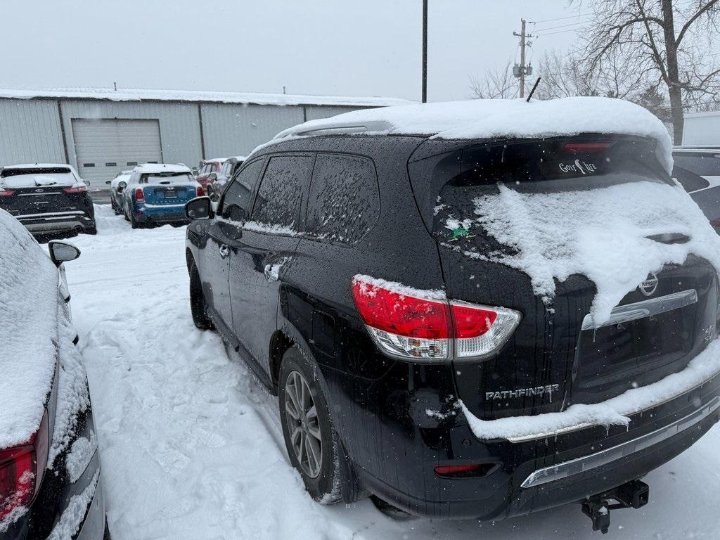 used 2016 Nissan Pathfinder car, priced at $10,000