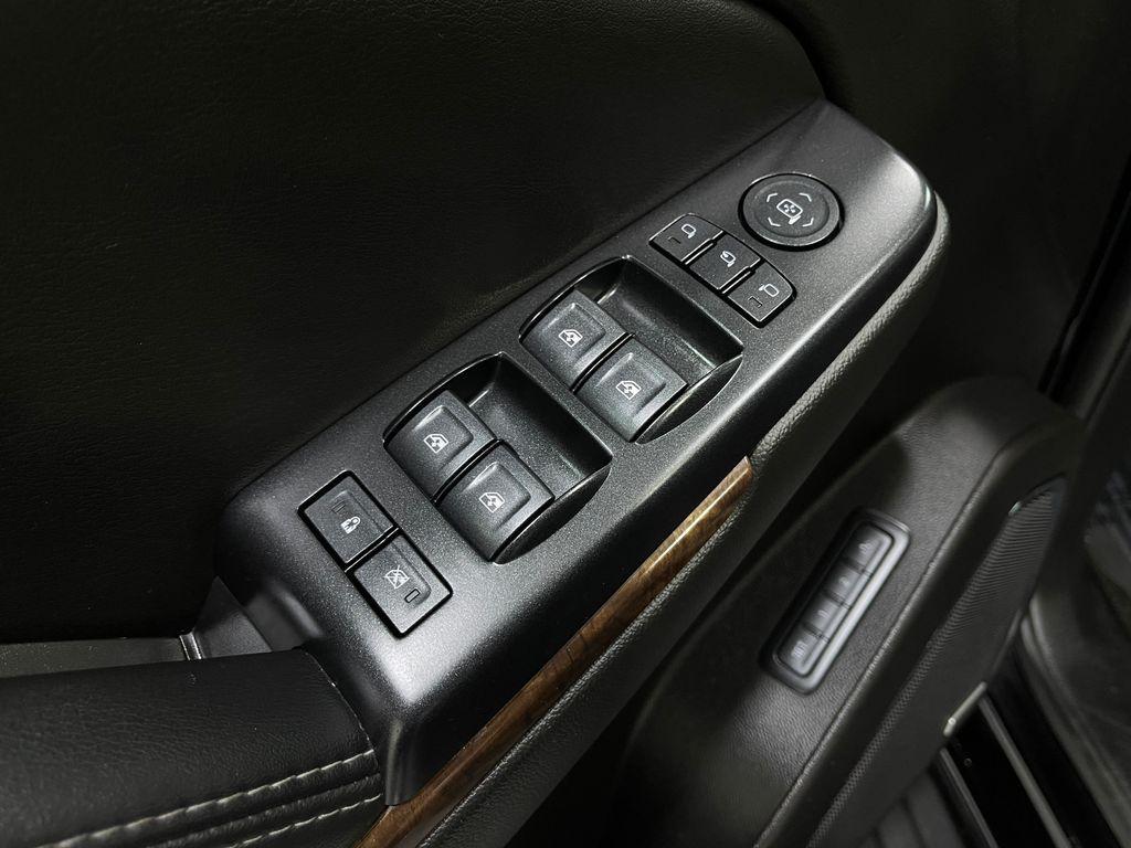 used 2018 Chevrolet Tahoe car, priced at $25,500