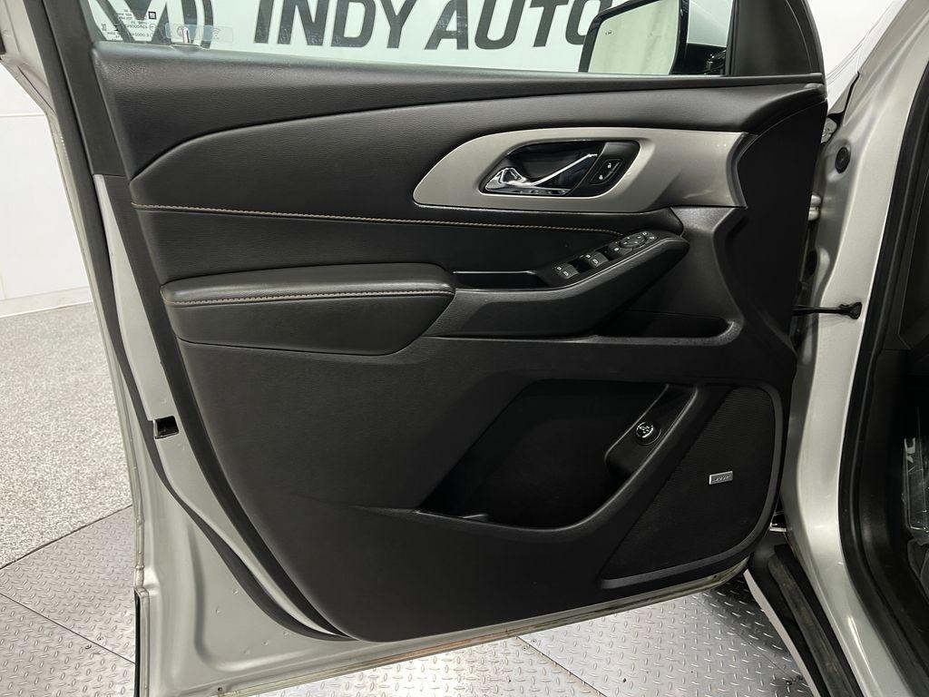 used 2019 Chevrolet Traverse car, priced at $19,930
