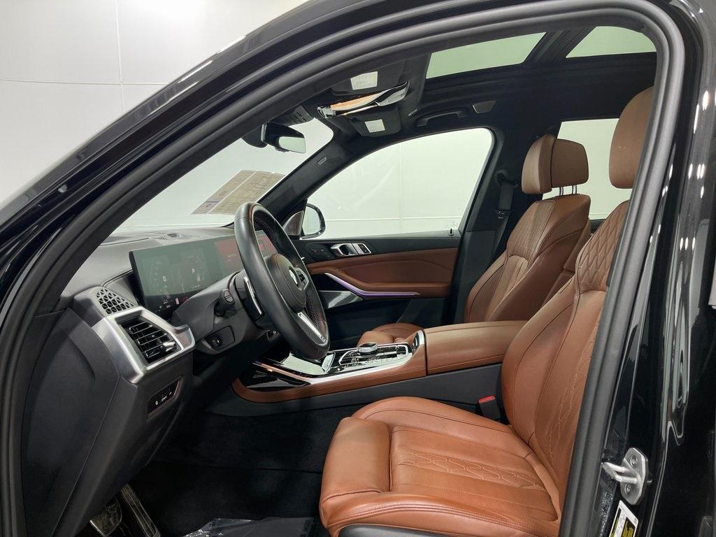 used 2024 BMW X7 car, priced at $91,900