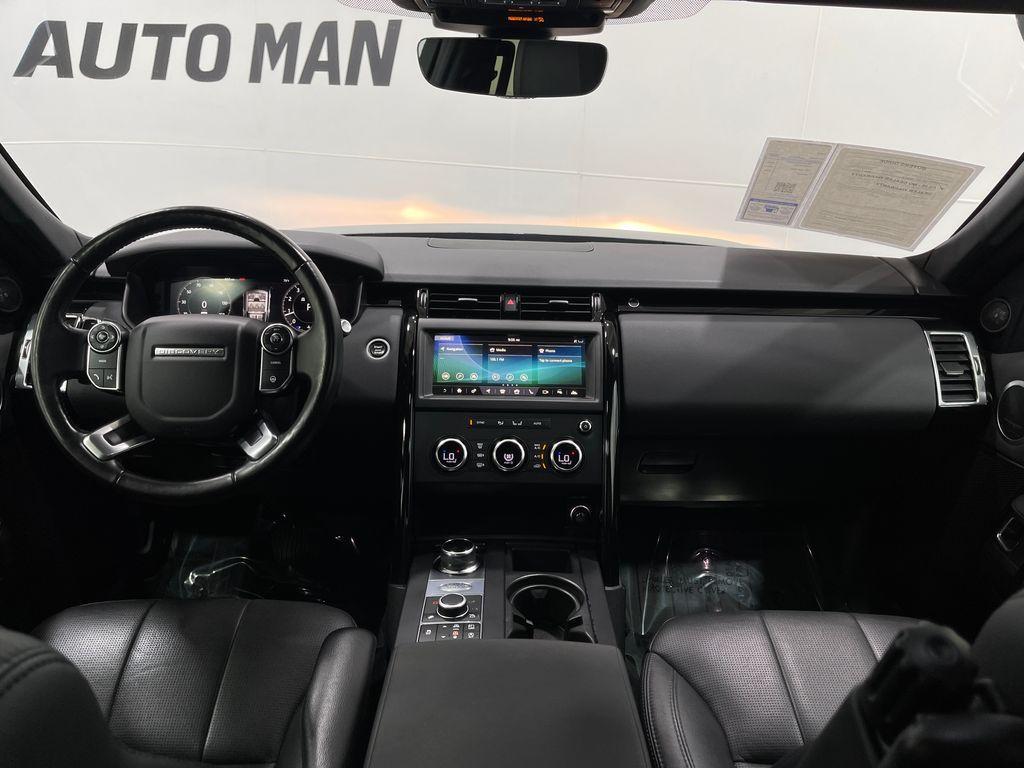 used 2018 Land Rover Discovery car, priced at $17,867