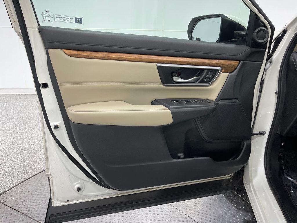 used 2017 Honda CR-V car, priced at $15,920