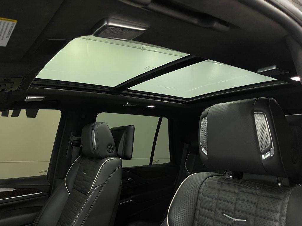 used 2022 Cadillac Escalade car, priced at $71,795