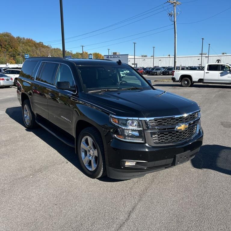 used 2017 Chevrolet Suburban car, priced at $24,900