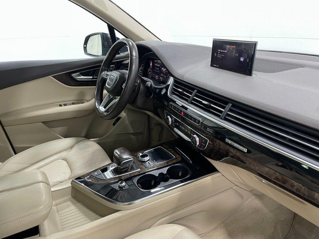 used 2017 Audi Q7 car, priced at $19,420