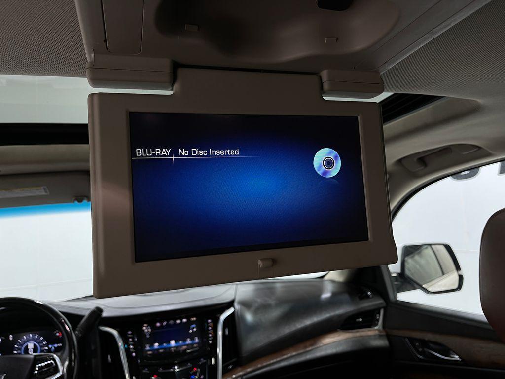 used 2019 Cadillac Escalade ESV car, priced at $34,300