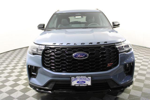 new 2025 Ford Explorer car, priced at $61,429